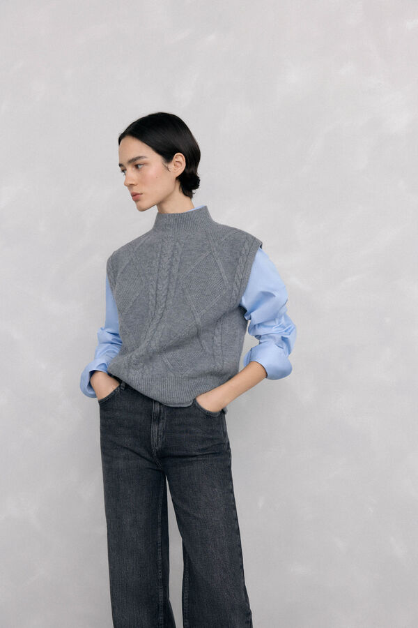 Pedro del Hierro Waistcoat with central buttoning and cross-knit eights Grey