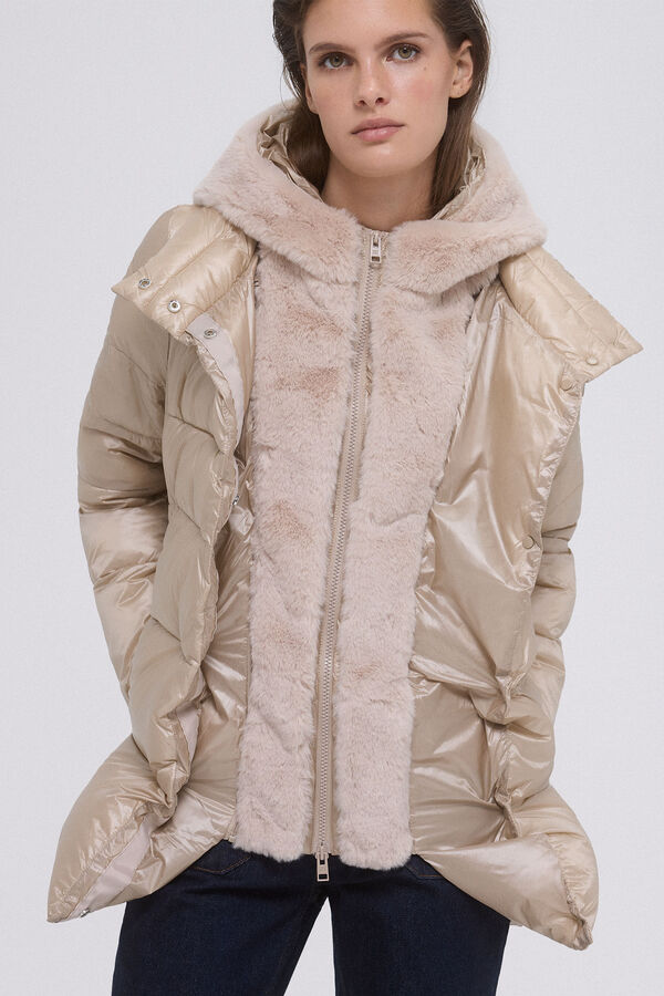 Pedro del Hierro Parka with detachable hood Beige