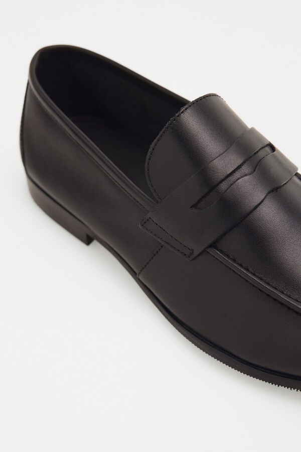 Pedro del Hierro Mocas&iacute;n piel Negro