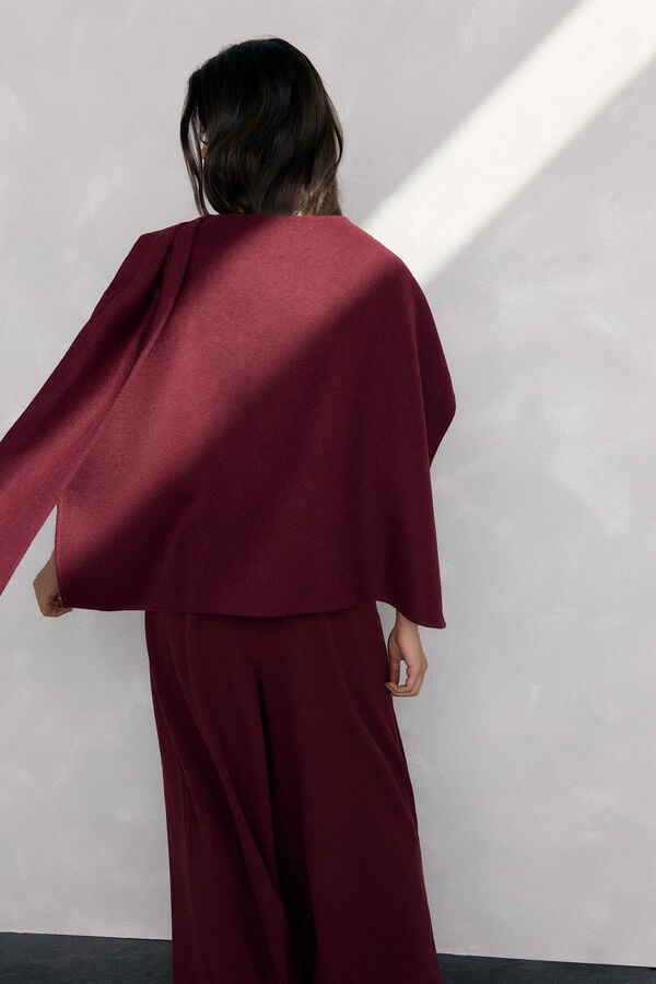 Pedro del Hierro Double-sided pierced wool cape Burgundy