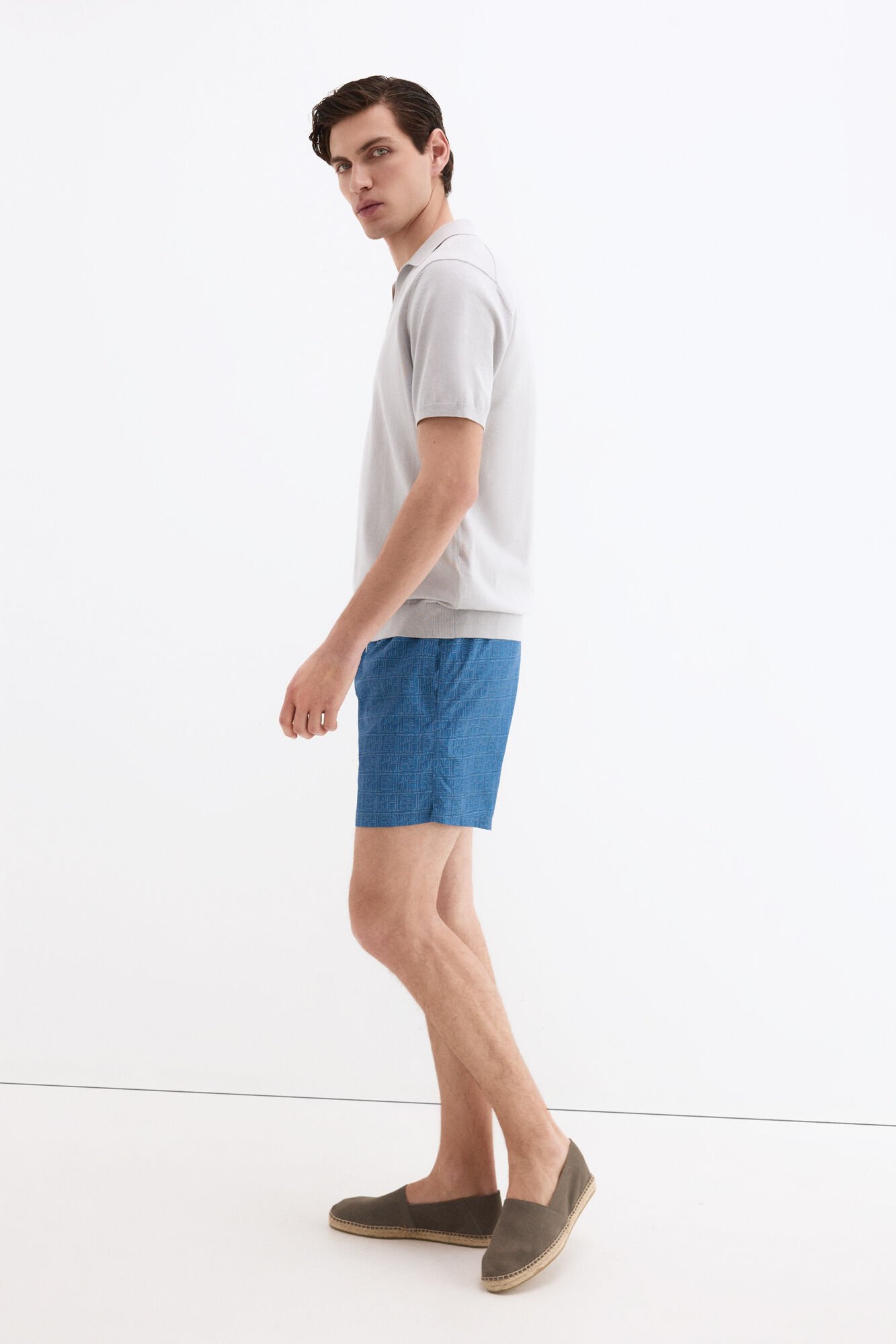 Pedro del Hierro Ba&ntilde;ador estampado logos