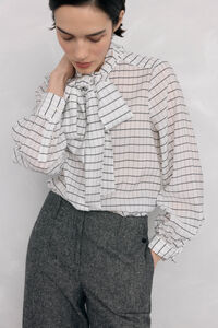 Pedro del Hierro Plaid shirt with bow