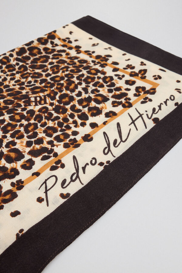 Pedro del Hierro Animal stain scarf Brown