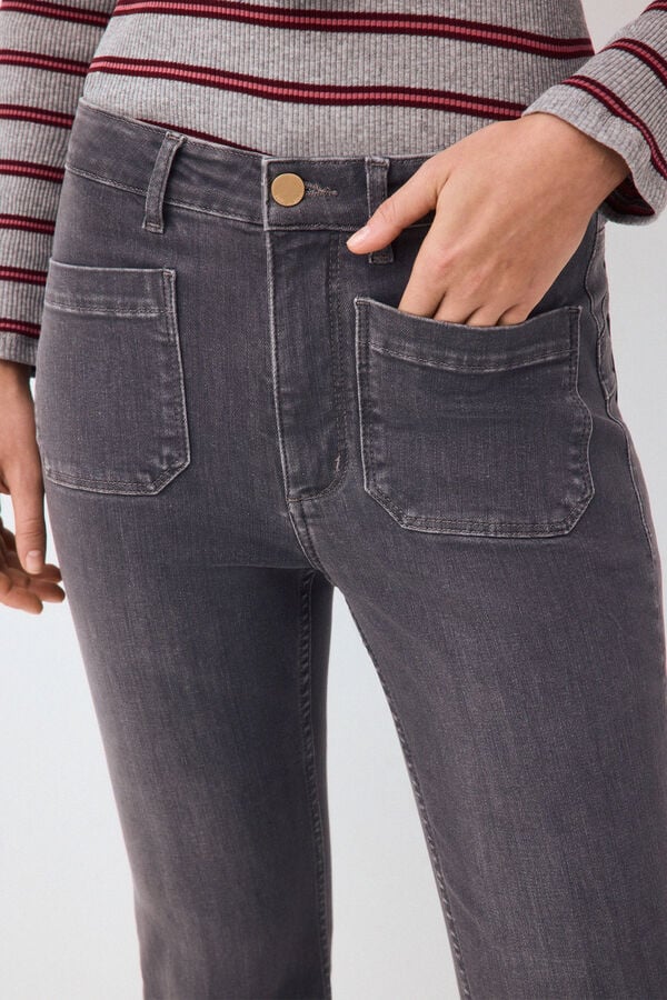 Pedro del Hierro Jeans push up flare capri Gris