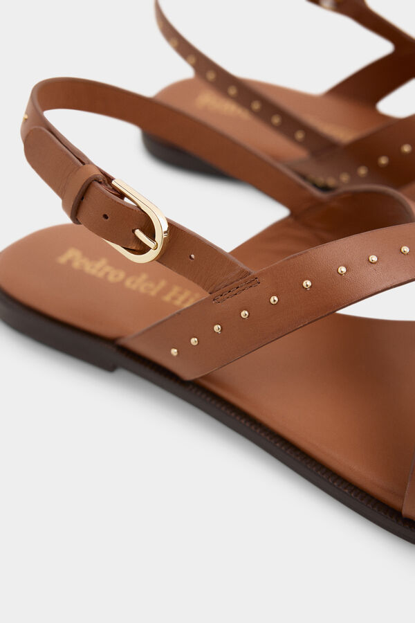 Pedro del Hierro Studded sandal Beige
