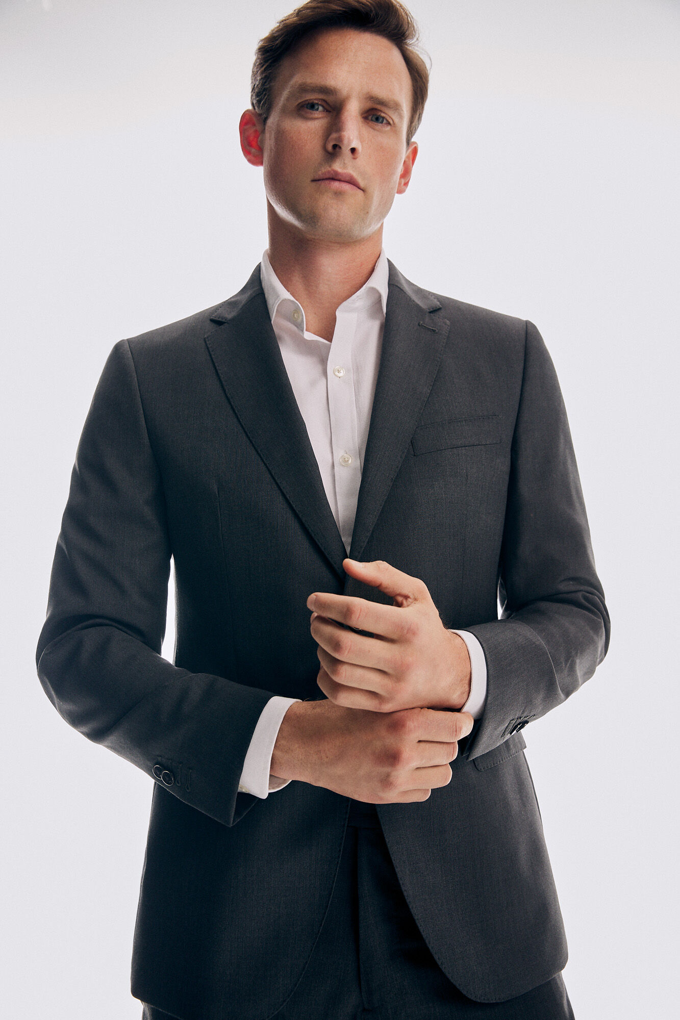 Trajes de hombre | Rebajas | Cortefiel