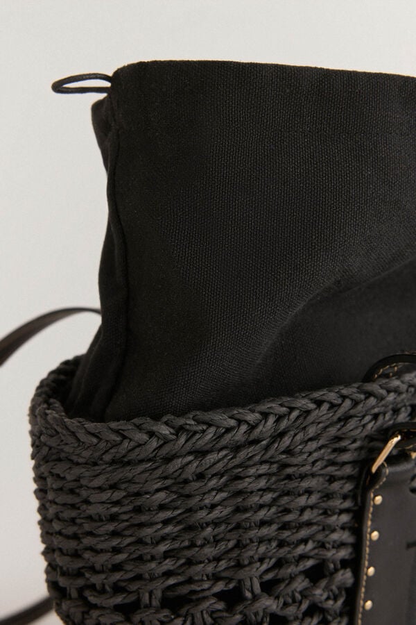 Pedro del Hierro Basket logo Black