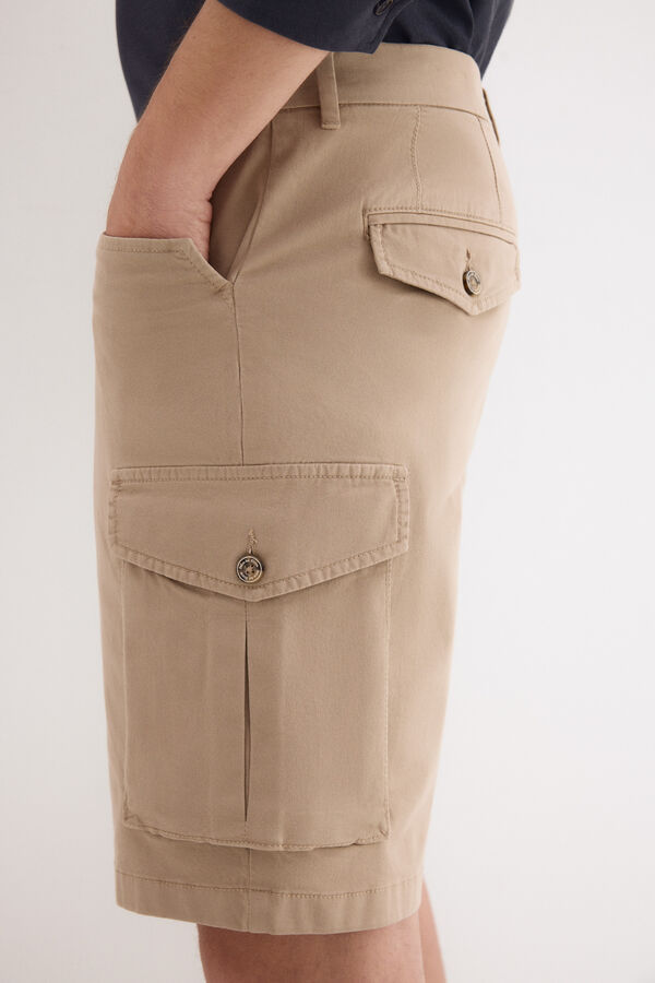 Pedro del Hierro Textured cargo Bermuda shorts Beige
