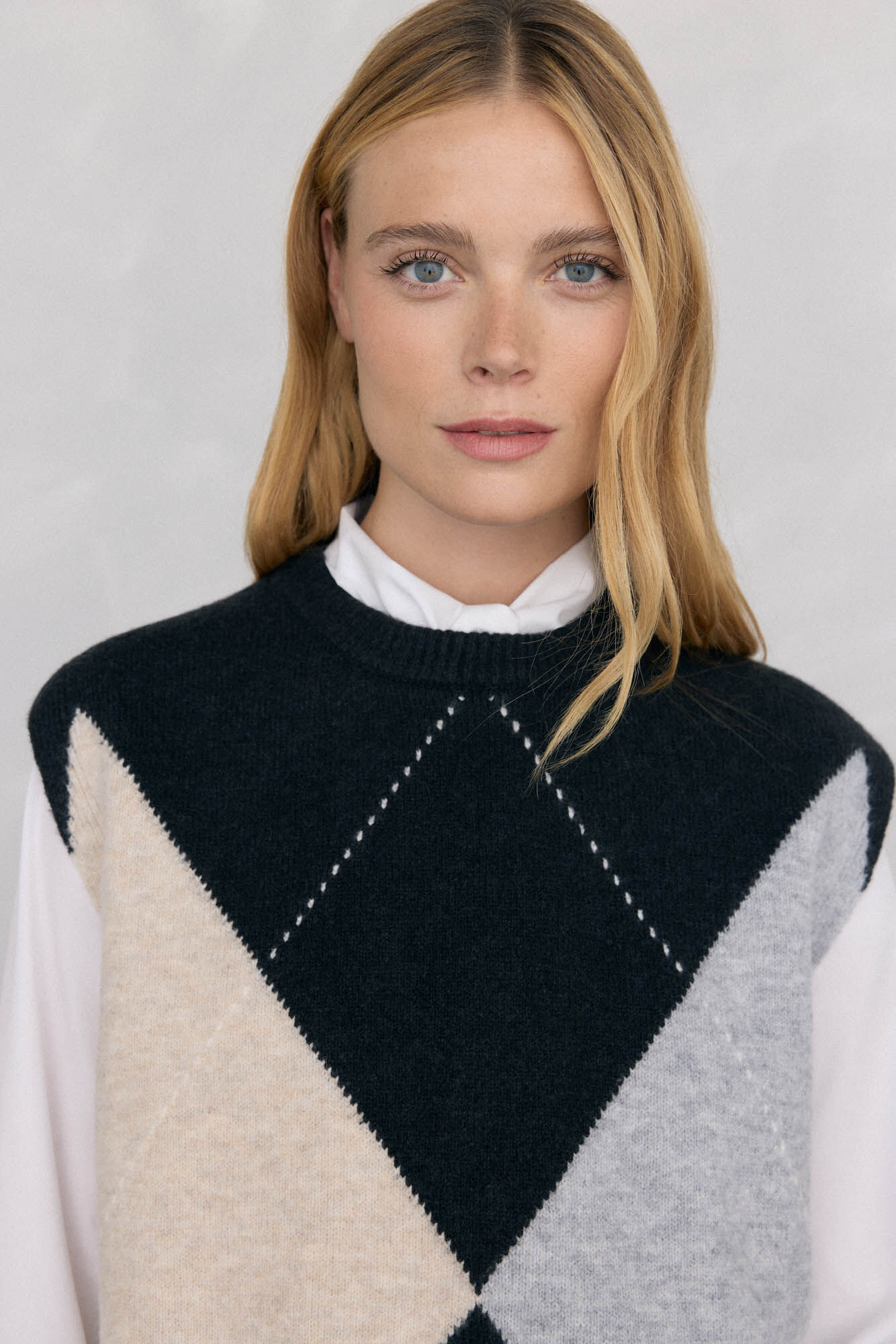 Pedro del Hierro Diamond jacquard vest