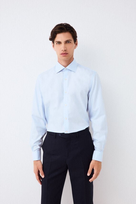 Camisa vestir lisa non iron + antimanchas puño gemelo