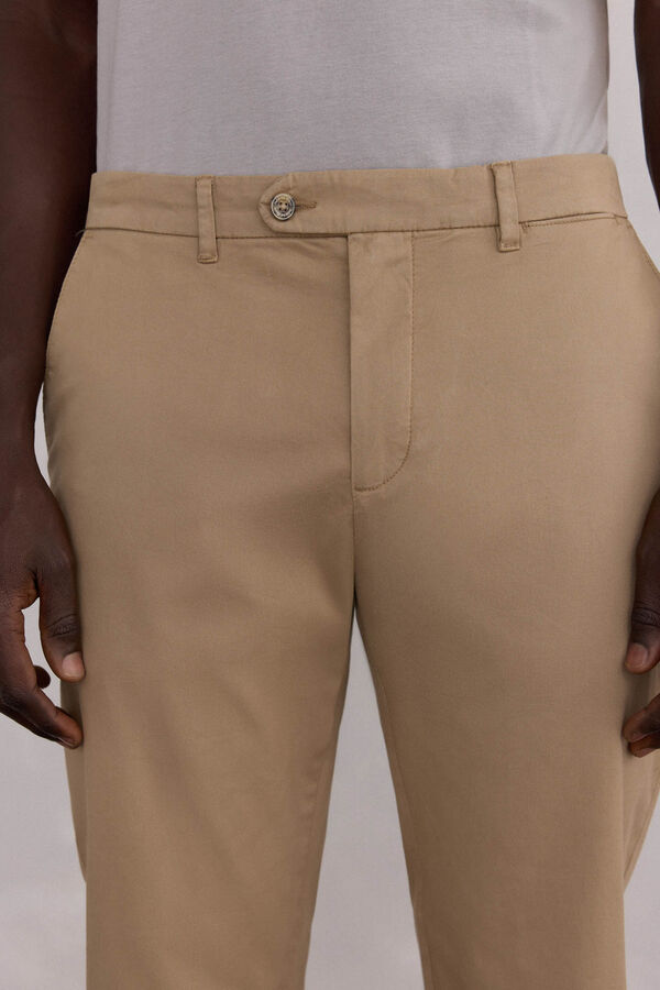 Pedro del Hierro Premium slim fit chinos pants Beige