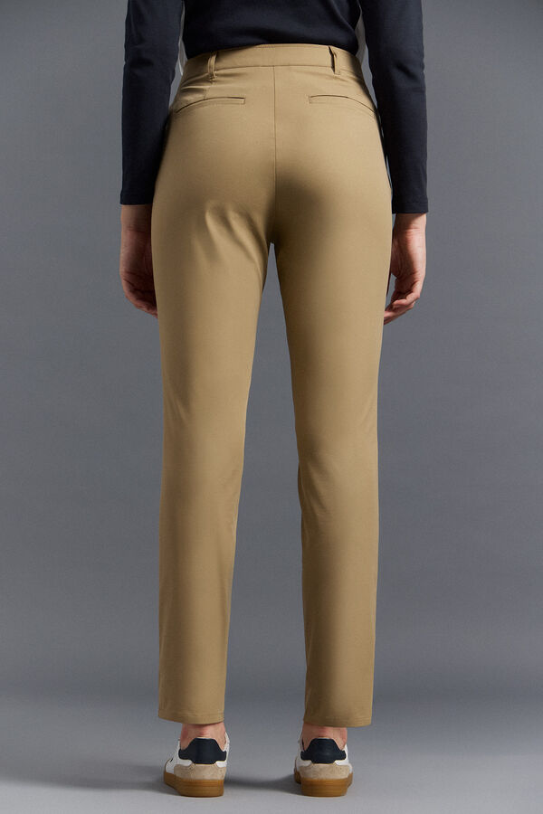 Pedro del Hierro Pantalón chino técnico golf Marrón