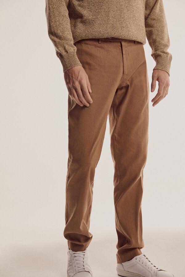 Pedro del Hierro Regular fit chinos in cotton and linen mix Brown