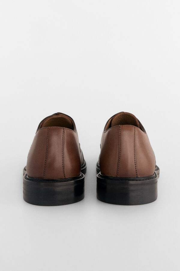 Pedro del Hierro Plain dress shoe Brown