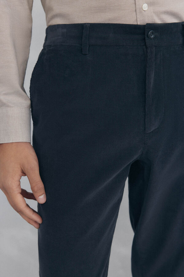 Pedro del Hierro Calça calças chino de veludo veludo leve e slim fit Cizento