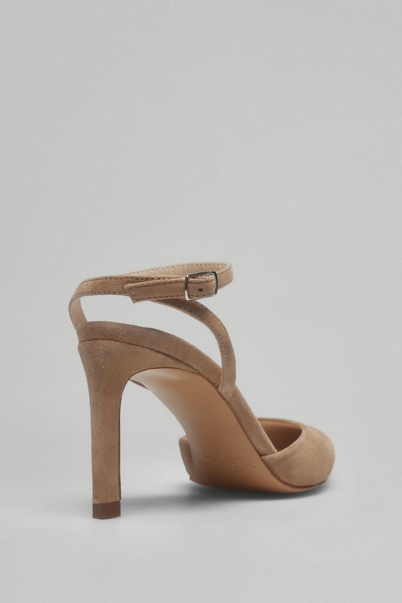 Pedro del Hierro Slingback court shoes