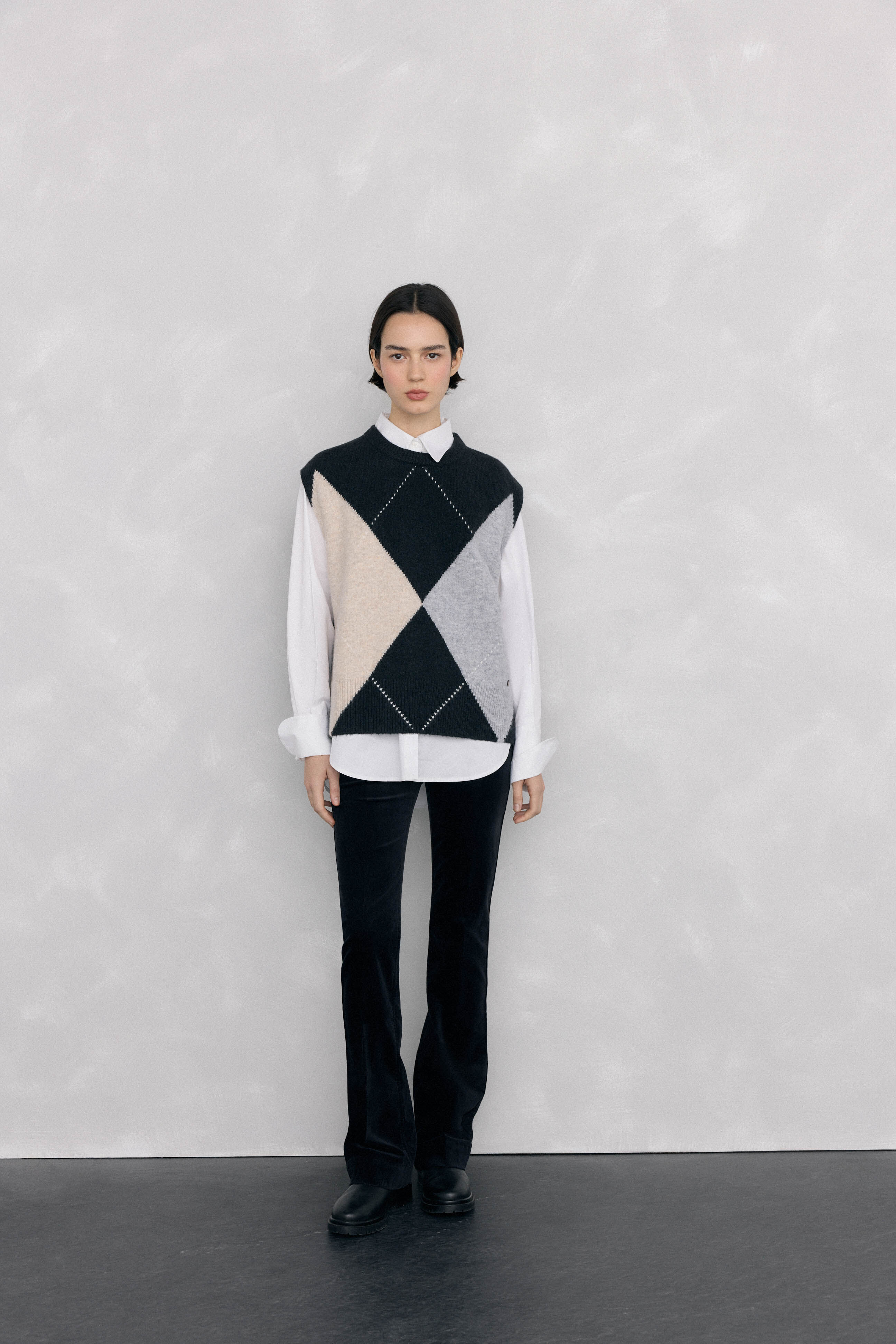 Pedro del Hierro velvet push-up flare pants