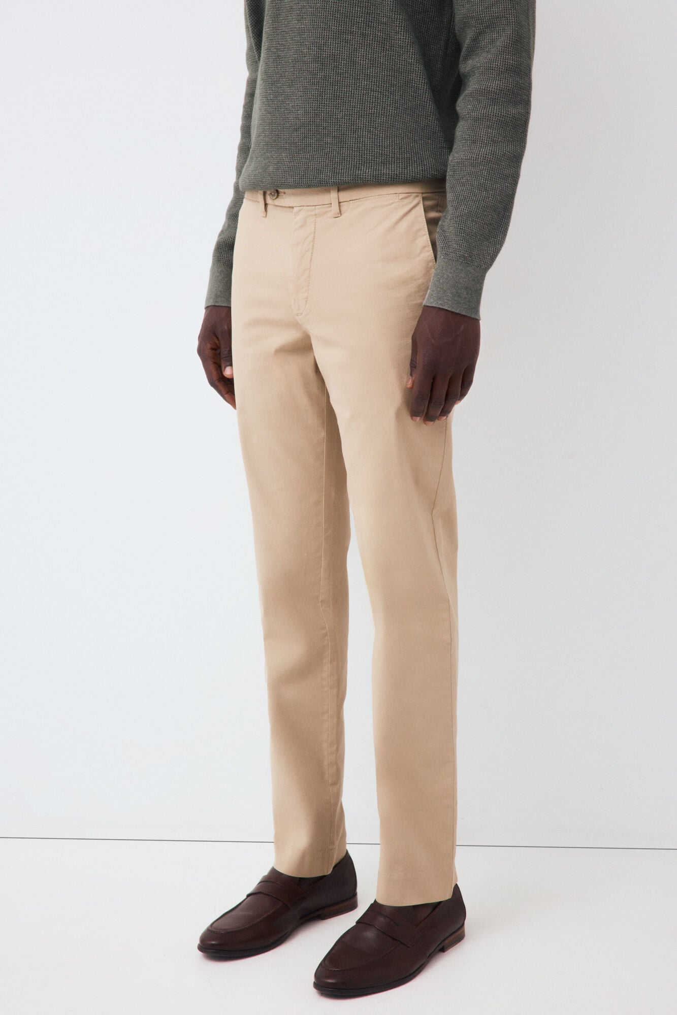 Pedro del Hierro Premium regular chinos