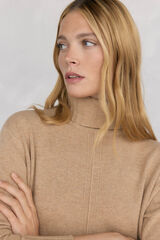 Pedro del Hierro wool neck sweater with center seam Beige