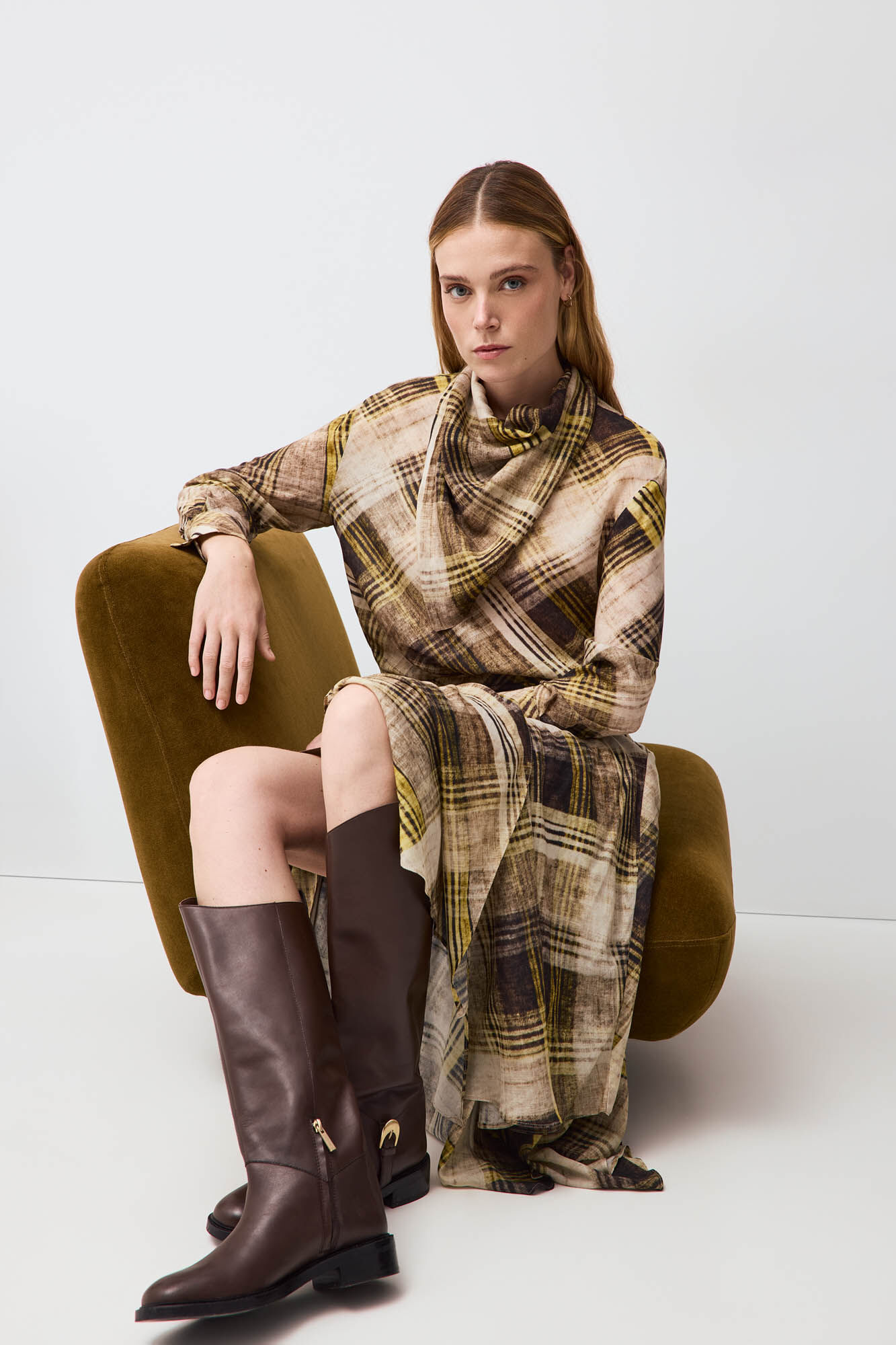 Pedro del Hierro Leather high boot