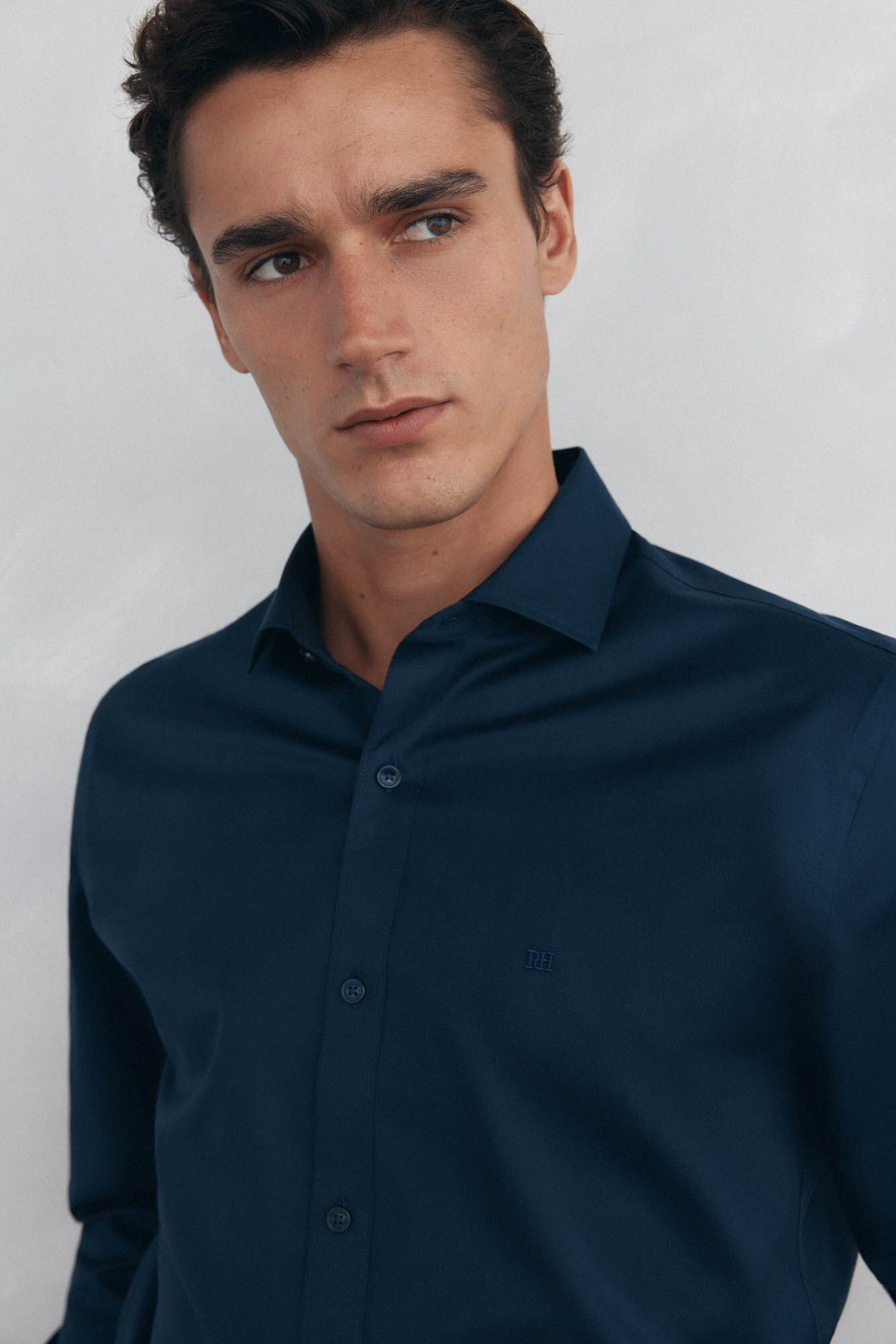 Pedro del Hierro Camisa de sarja lisa, f&aacute;cil de passar + anti-odor, corte slim