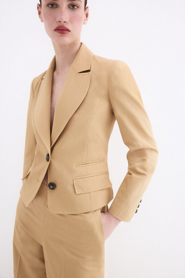 Pedro del Hierro Camel cropped suit blazer Beige