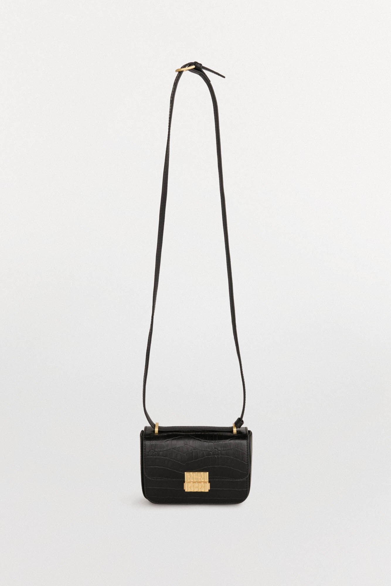 Pedro del Hierro leather shoulder bag with metal fastening