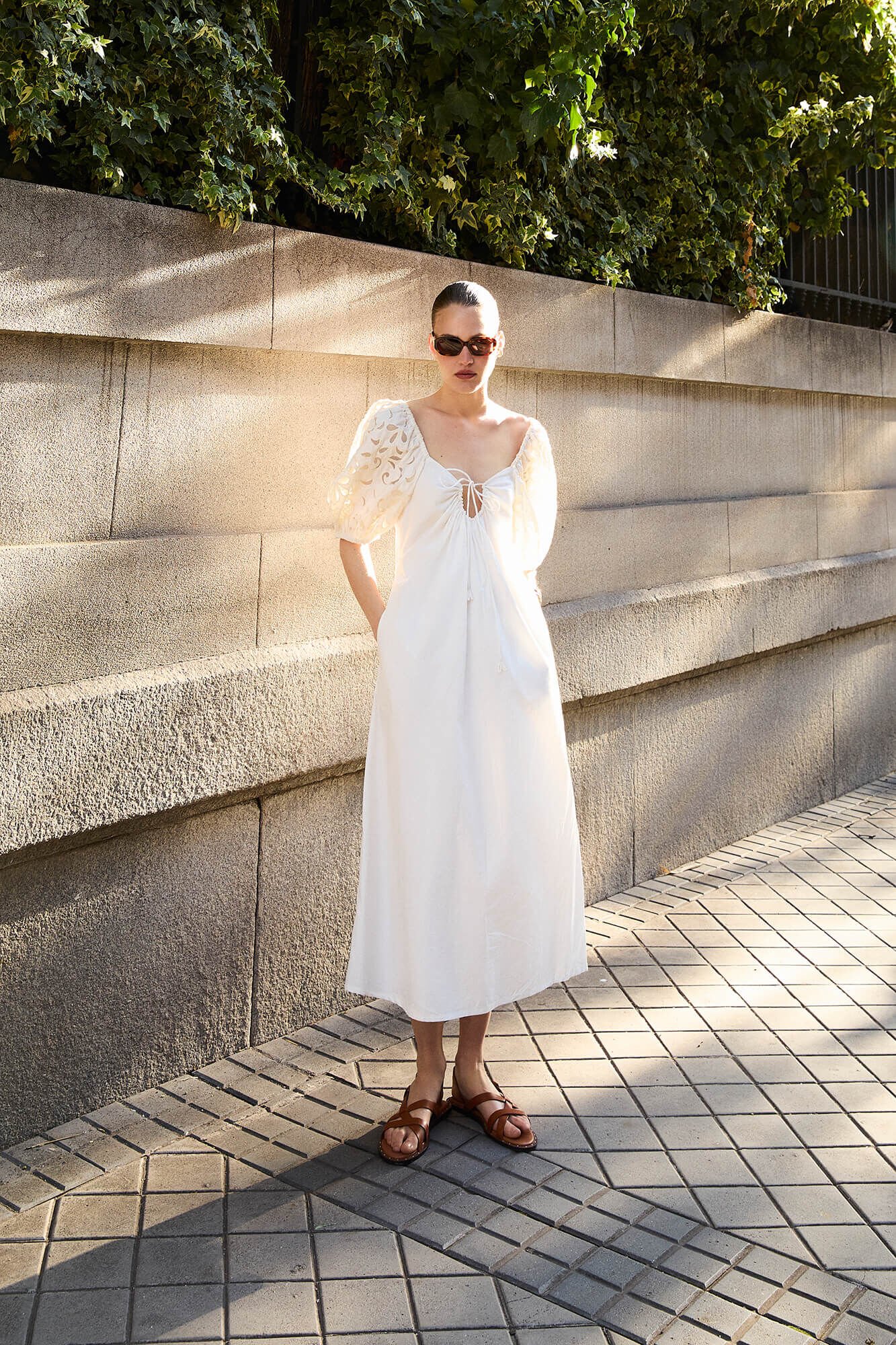 Pedro del Hierro Vestido midi com mangas bordadas