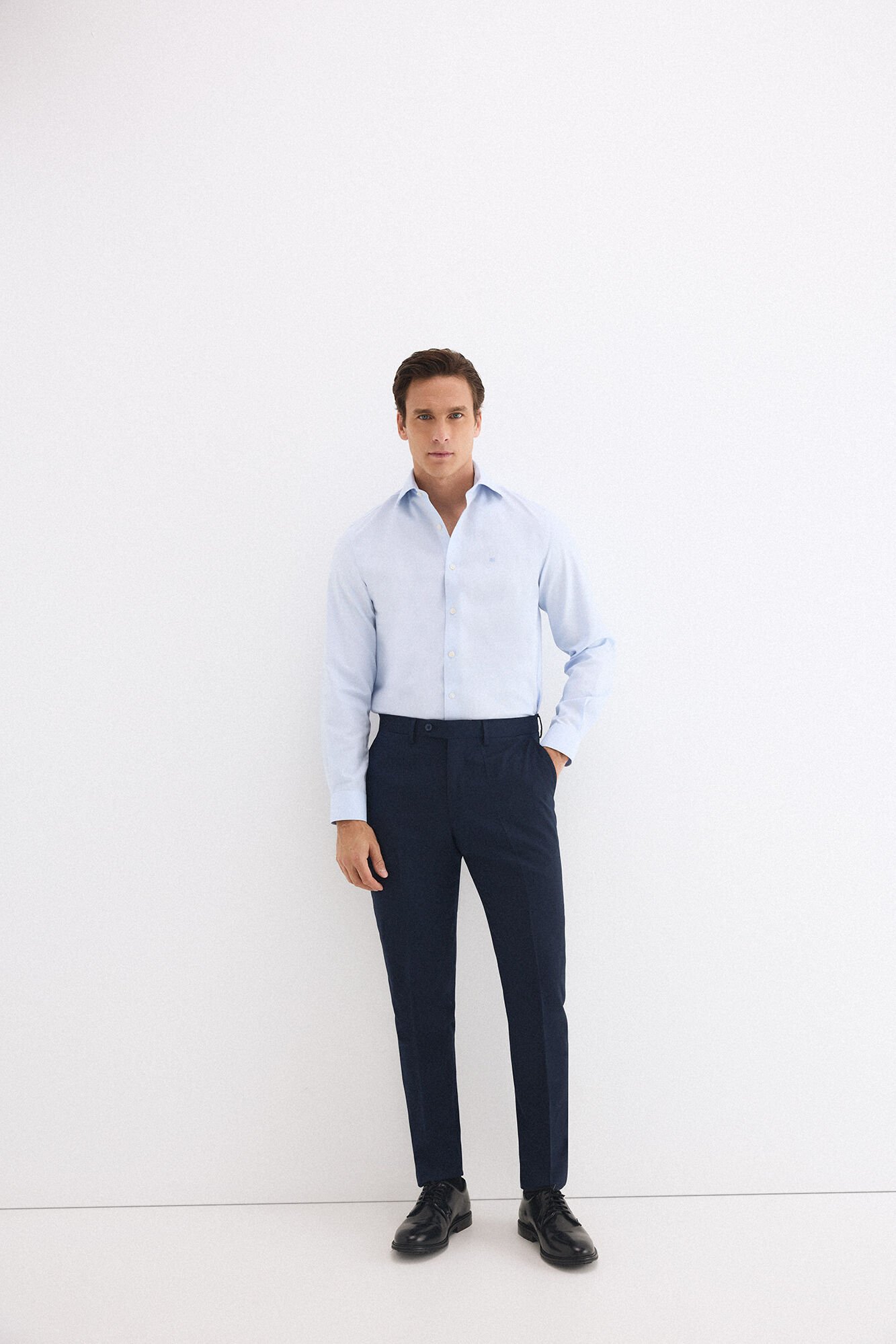Pedro del Hierro Plain non-iron stain-resistant dress shirt