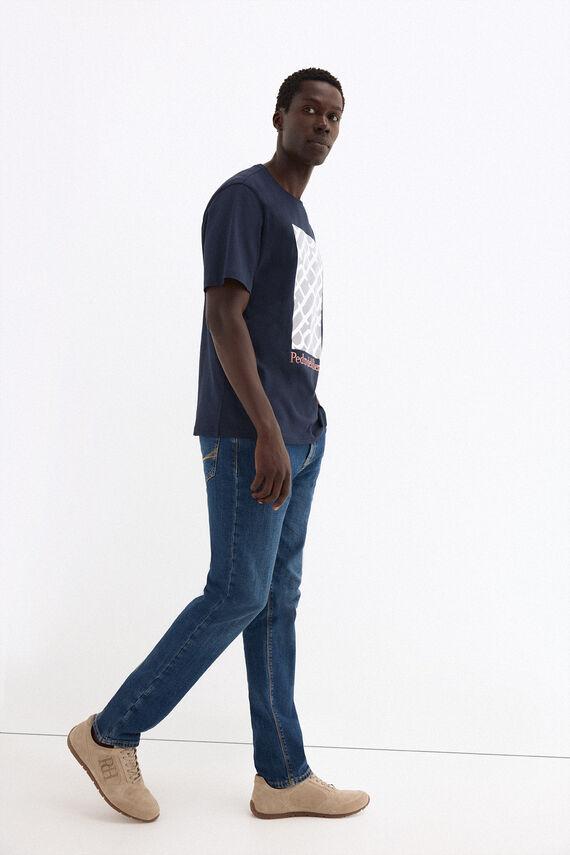 Pantalón vaquero ligero slim fit