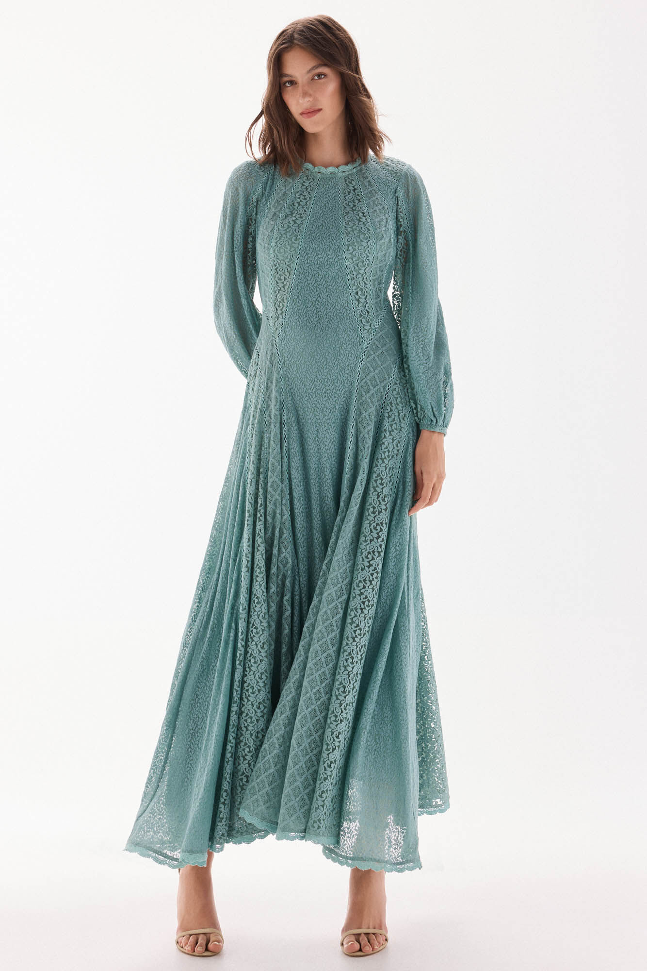 TFP by Tamara Falc&oacute; Vestido de combina&ccedil;&atilde;o de renda