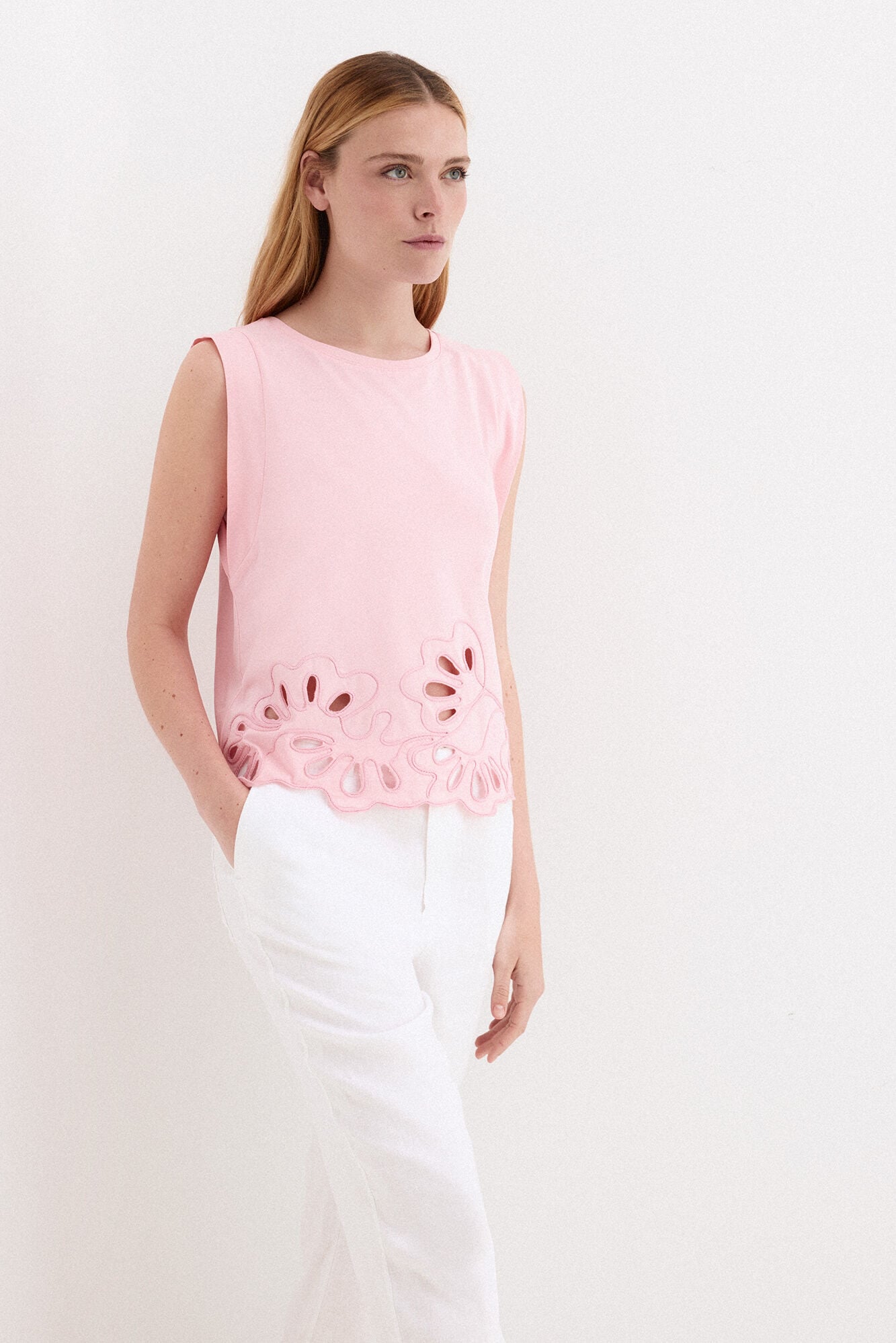 Pedro del Hierro Openwork embroidered hem T-shirt