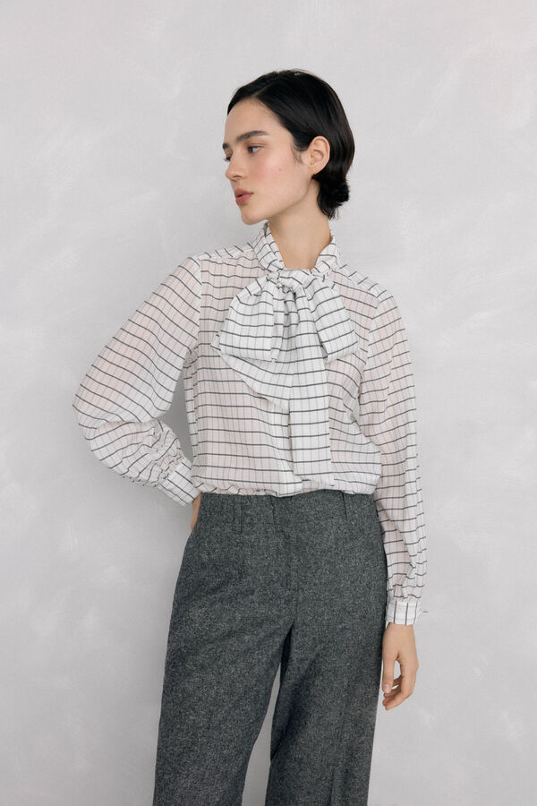 Pedro del Hierro Camisa cuadros lazada Marfil