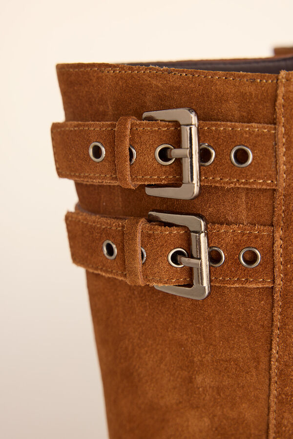 Pedro del Hierro Suede biker boot with buckles Beige
