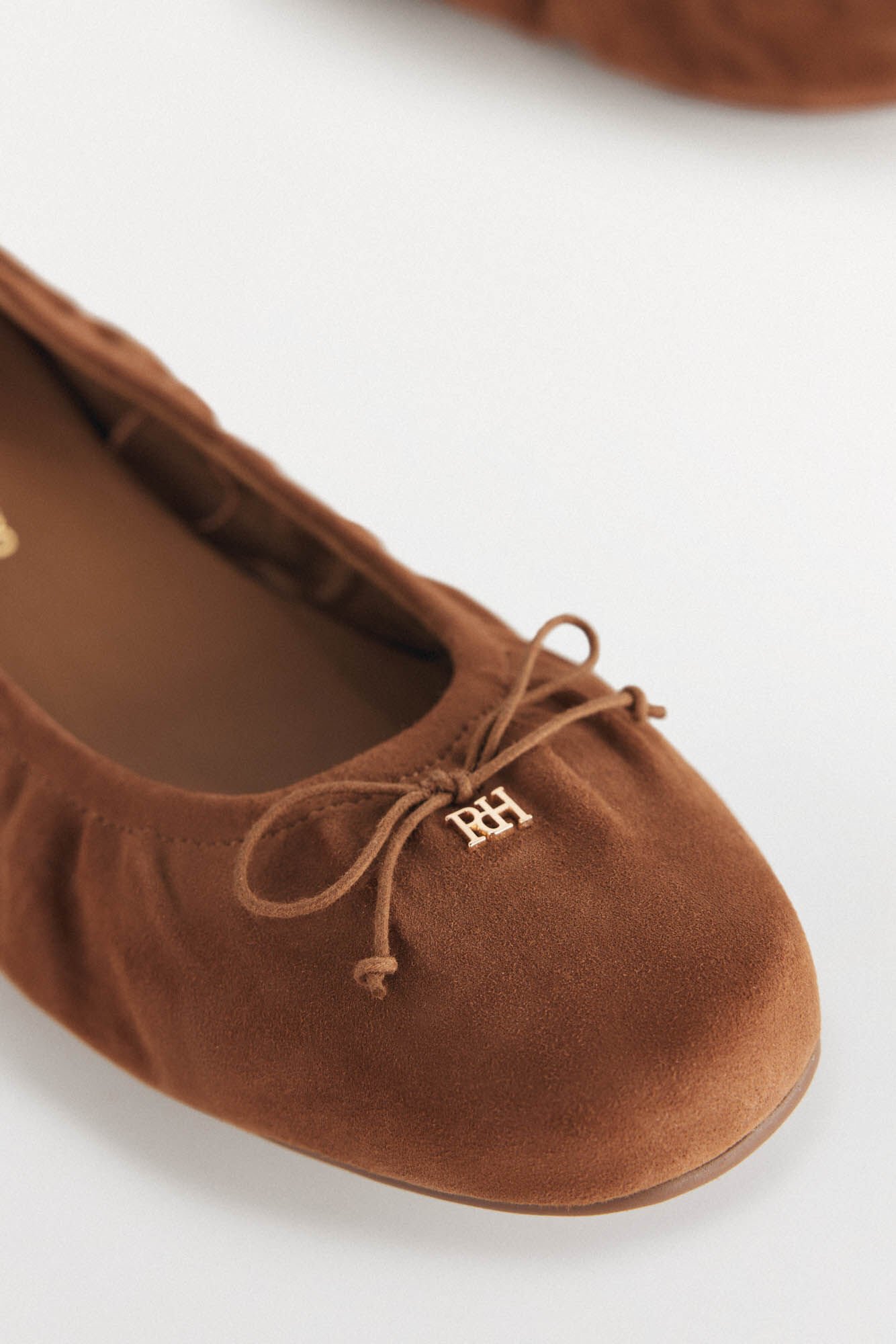 Pedro del Hierro Gathered ballerina with bow or tie