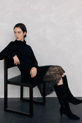 Pedro del Hierro Jersey-Knit dress with lace detail at the hem. Black
