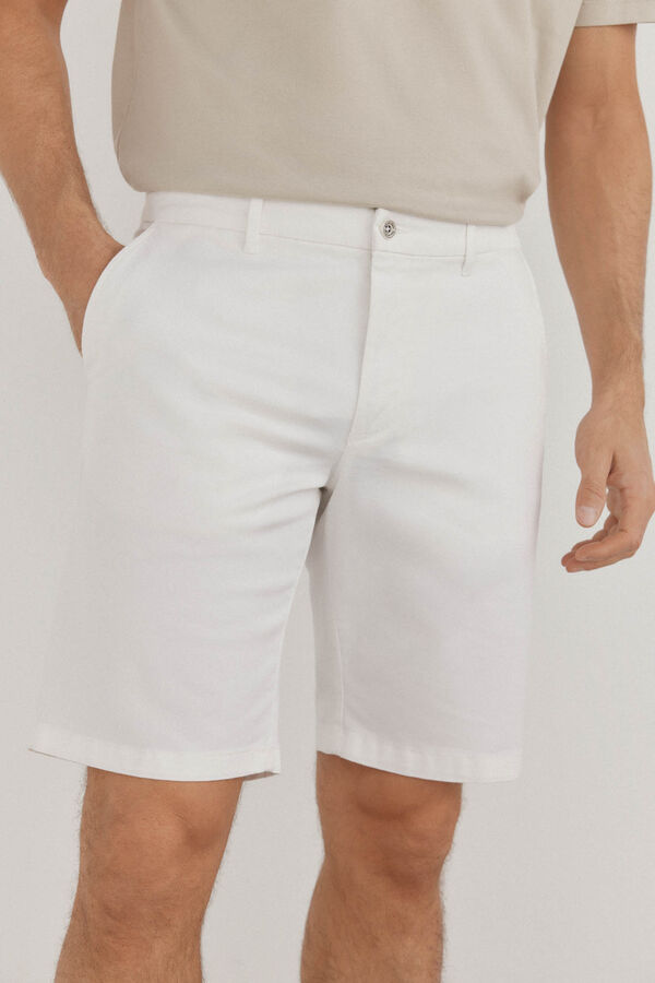Pedro del Hierro Premium Flex chino-style Bermuda shorts  White