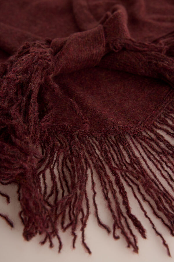 Pedro del Hierro triangle fringed shawl Burgundy