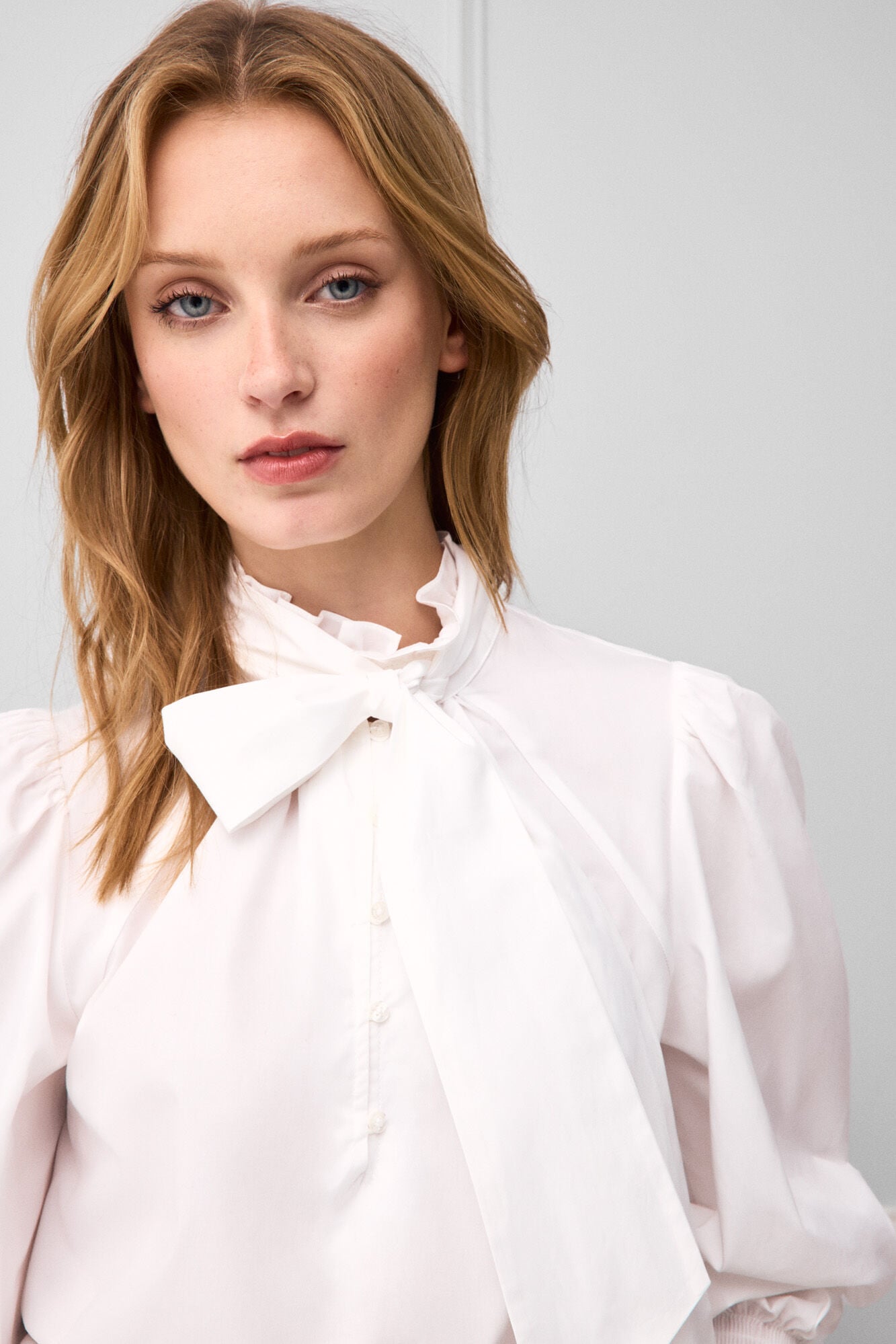 TFP by Tamara Falc&oacute; Plain bow blouse