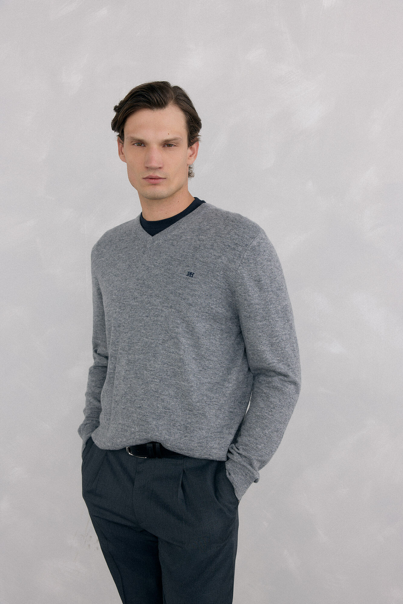 Pedro del Hierro Merino wool and cashmere V neck