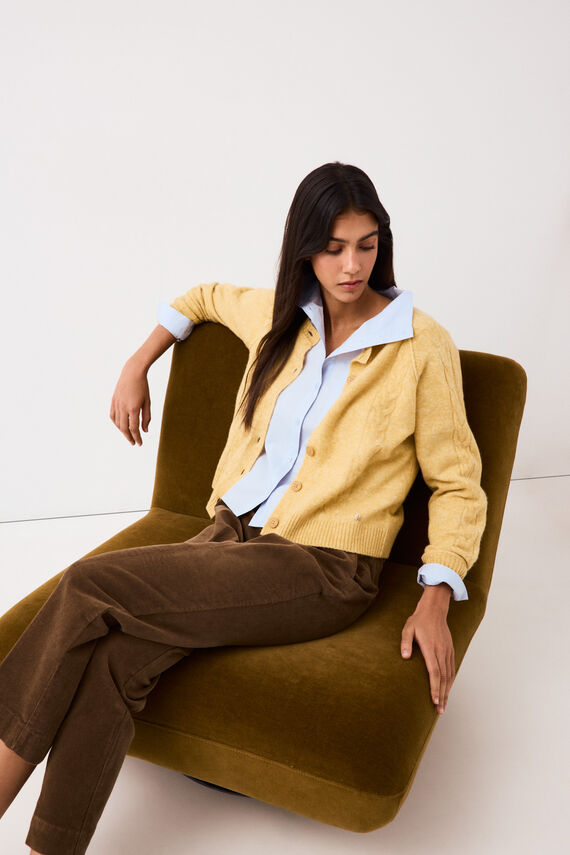 Chaqueta cuello caja detalles ochos
