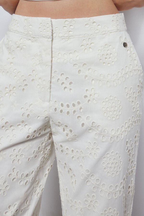 Pedro del Hierro White embroidered pants Beige