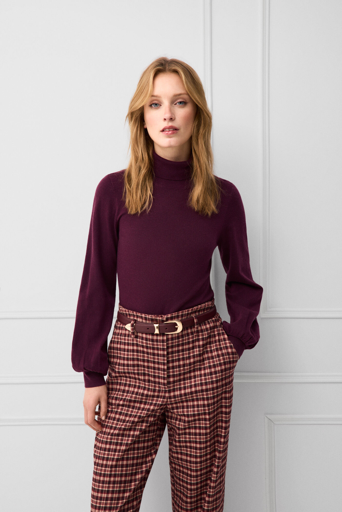 TFP by Tamara Falc&oacute; Viscose funnel neck jumper