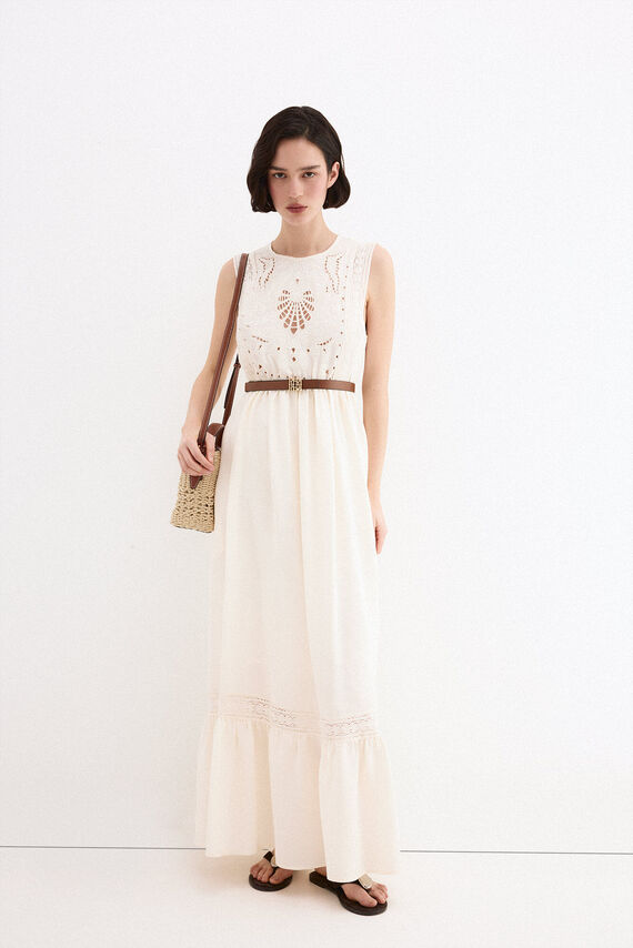 Vestido romántico bordados