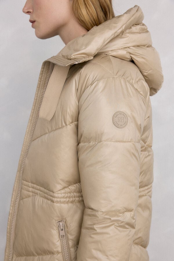 Pedro del Hierro Long hooded parka Ecru