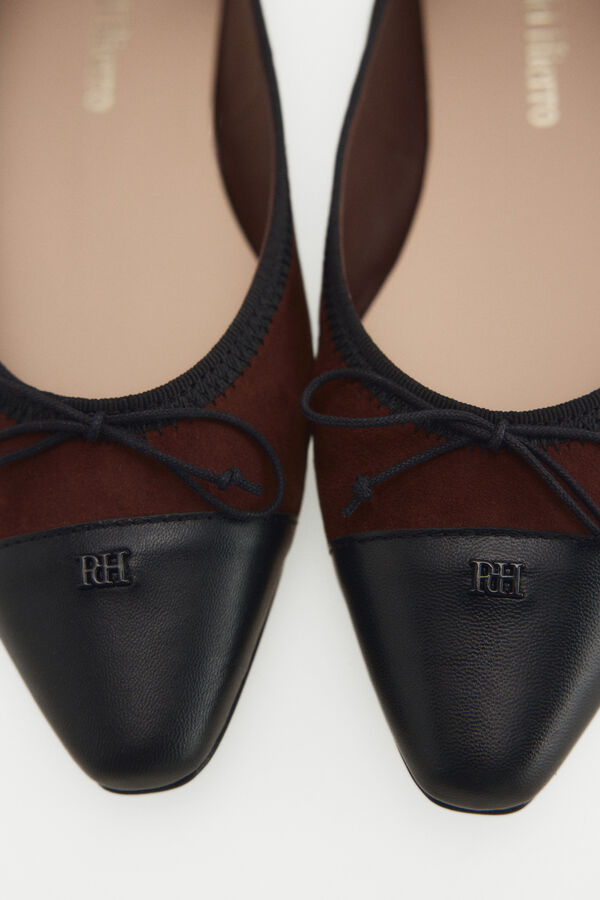 Pedro del Hierro Two-tone logo ballet flat Beige