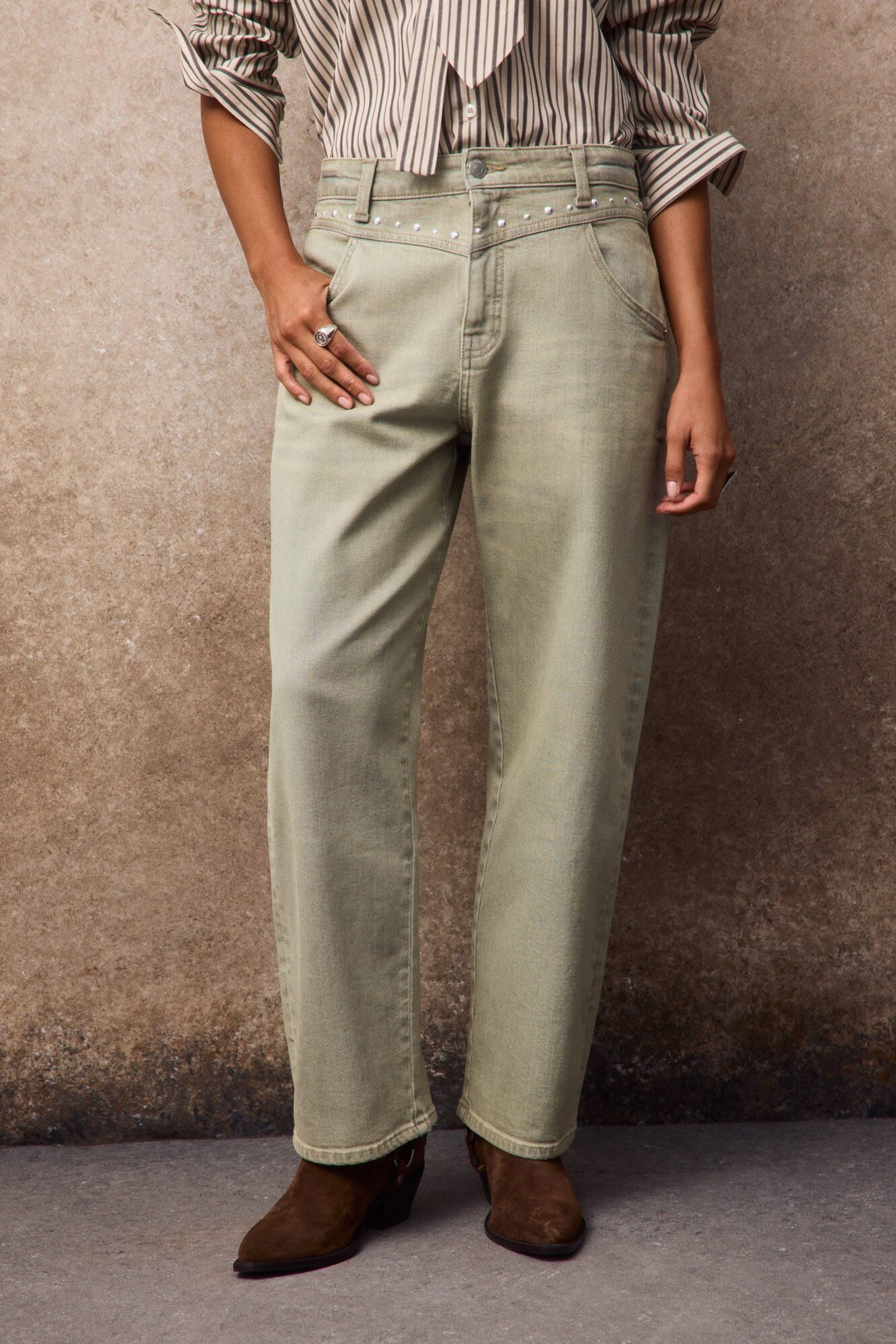 Slowlove Jeans com tachas