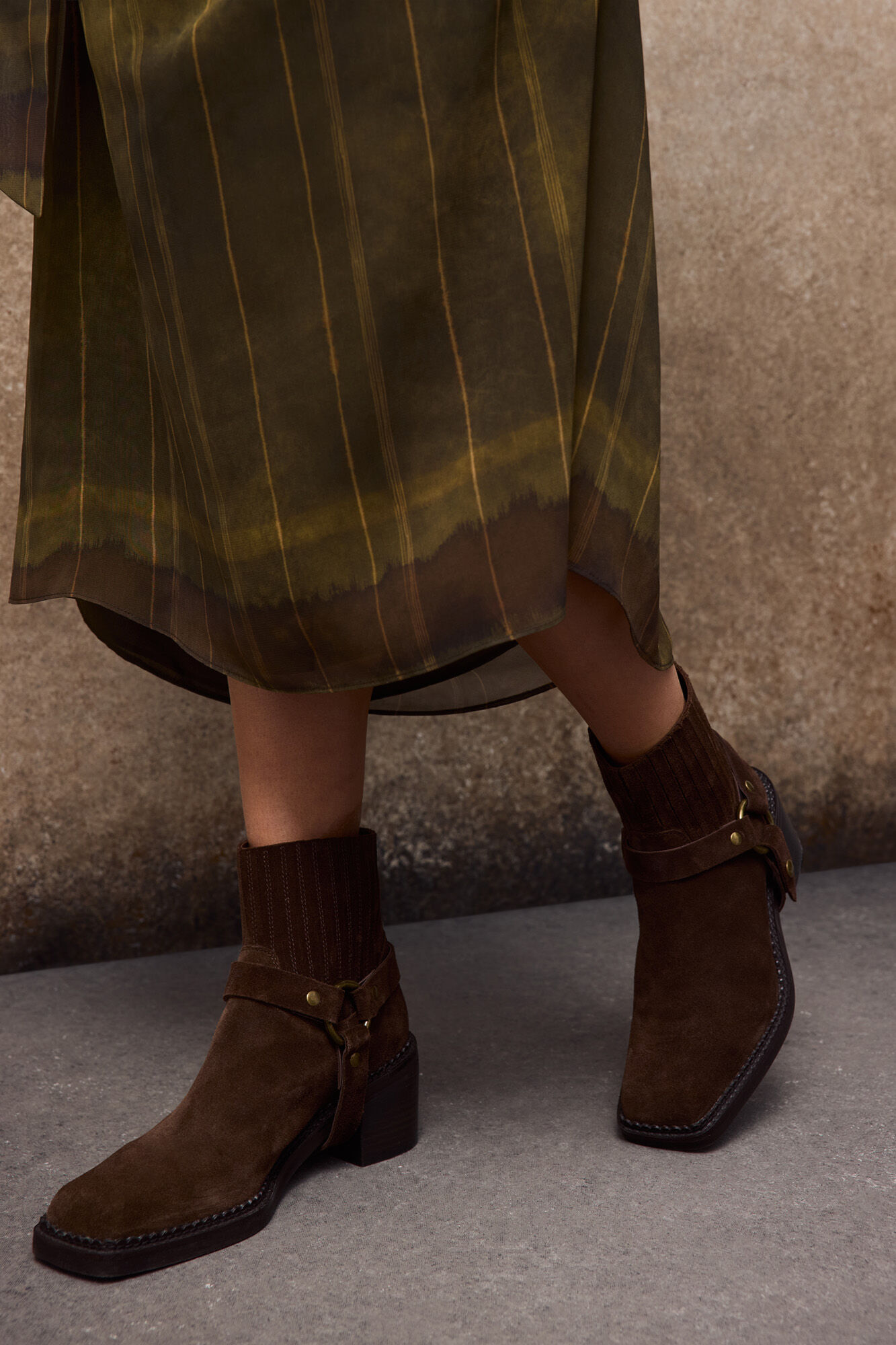 Slowlove Split leather stirrup ankle boot