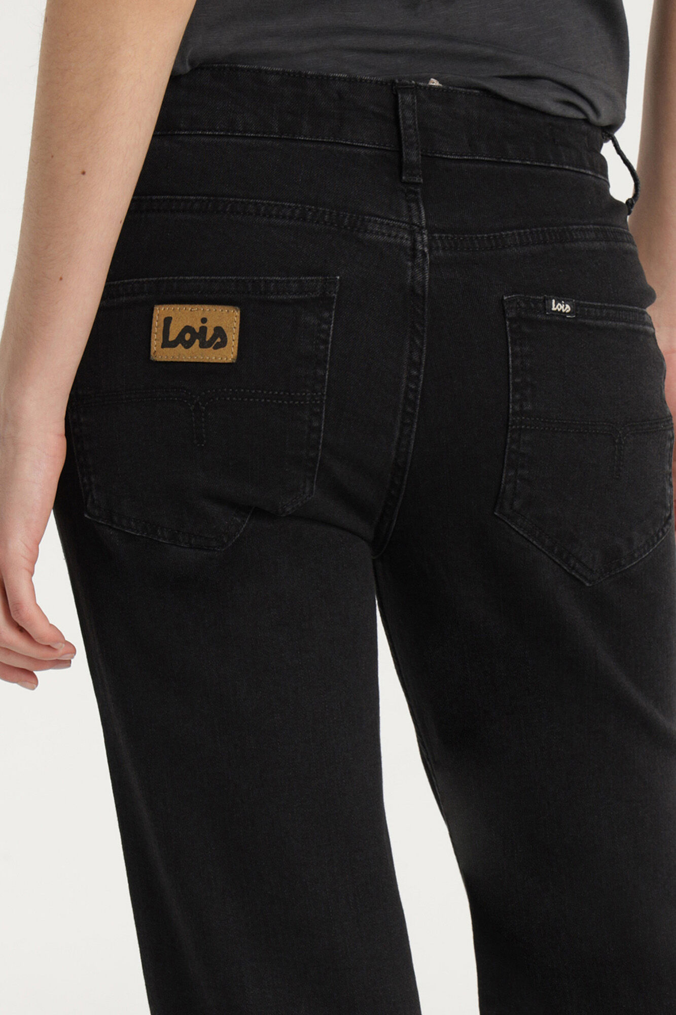 Lois  Cal&ccedil;a jeans preta lavada