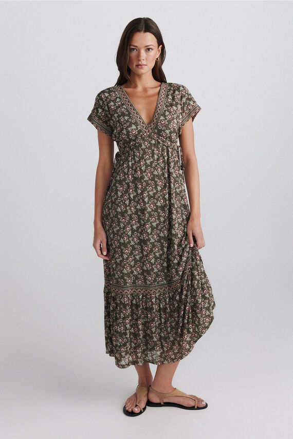 Vestido volante cintura